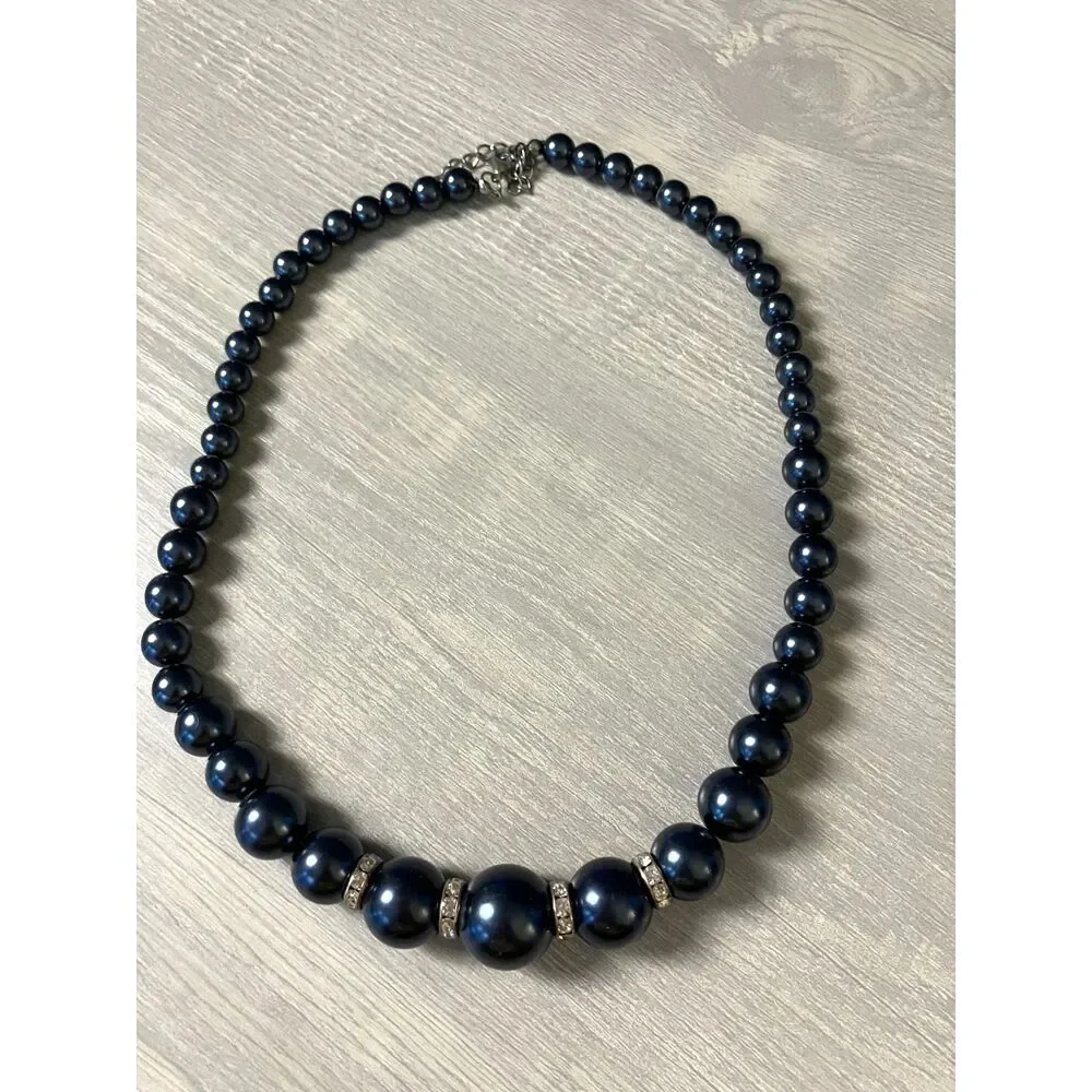 navy blue faux pearl necklace